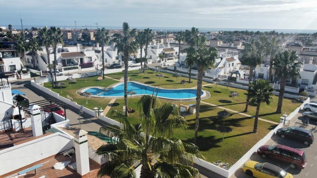 La Victoria Apartament,Jumilla Ii, 2 Bedrooms, 2 Bathrooms And Beautiful Swimming Pool Dehesa de Campoamor  Kültér fotó